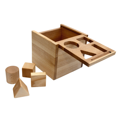 Сортер на 4 фігури